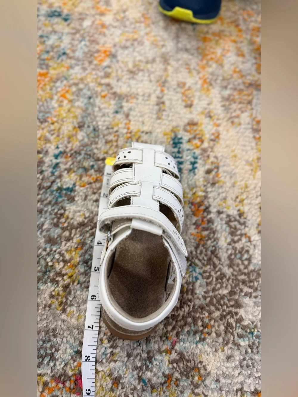 See Kai Run White Leather Closed-Toe Kids Sandals (size est. 11 toddler)